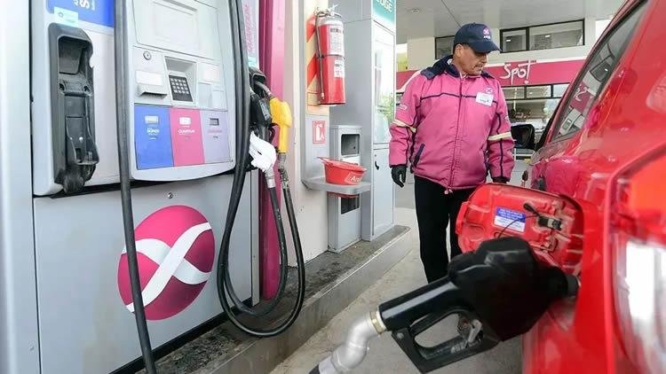 El consumo no levanta cabeza y los argentinos recortan más gastos