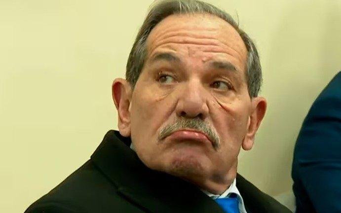 “Me dicen violín, estoy muerto en vida”, declaró Alperovich