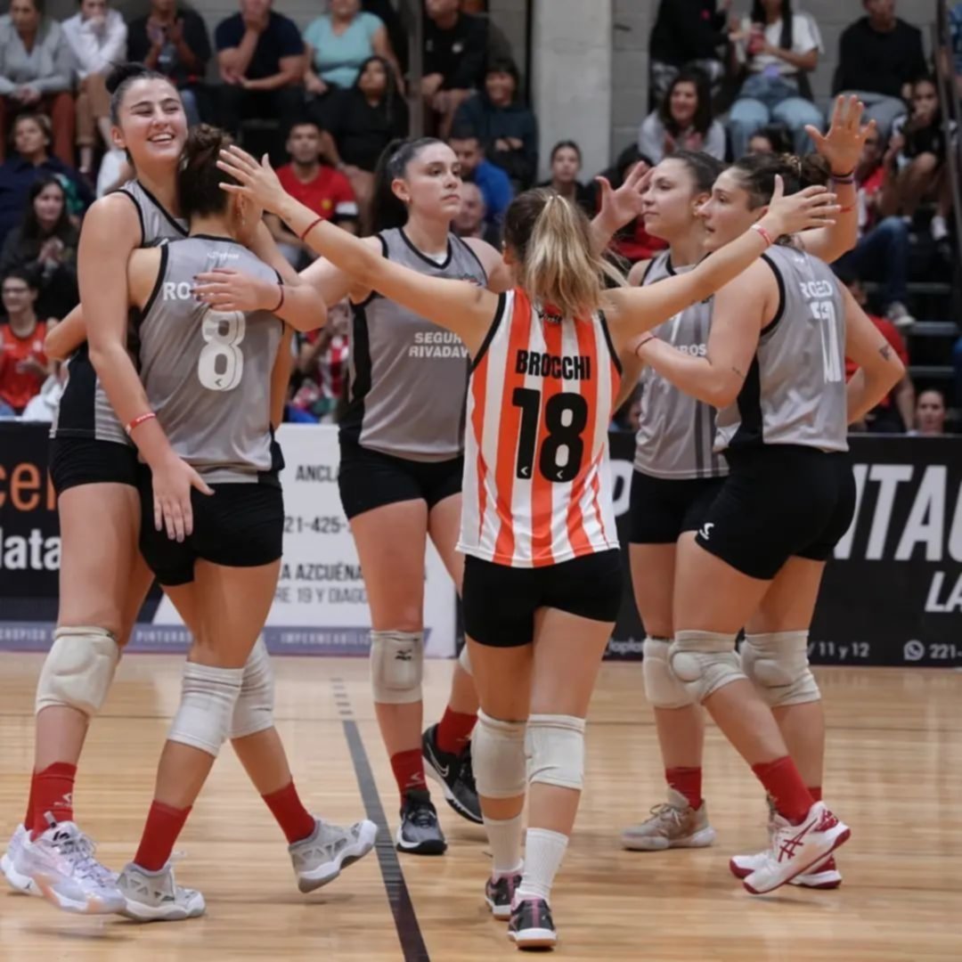 Saque inicial con Estudiantes y River, en el vóley femenino
