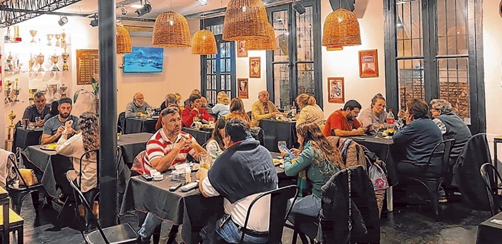Un bodegón bien de barrio en el Club Juventud
