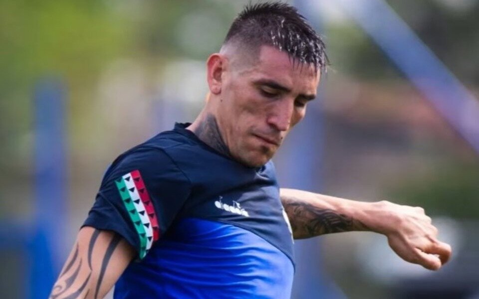 Se conocieron detalles sobre el presente de Ricardo Centurión, tras ausentarse a los entrenamientos en Vélez