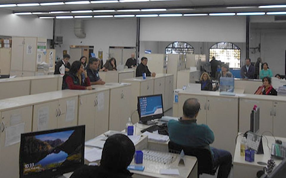Cómo es el recorte de sueldos que aplicará la AFIP en sus 22 mil empleados