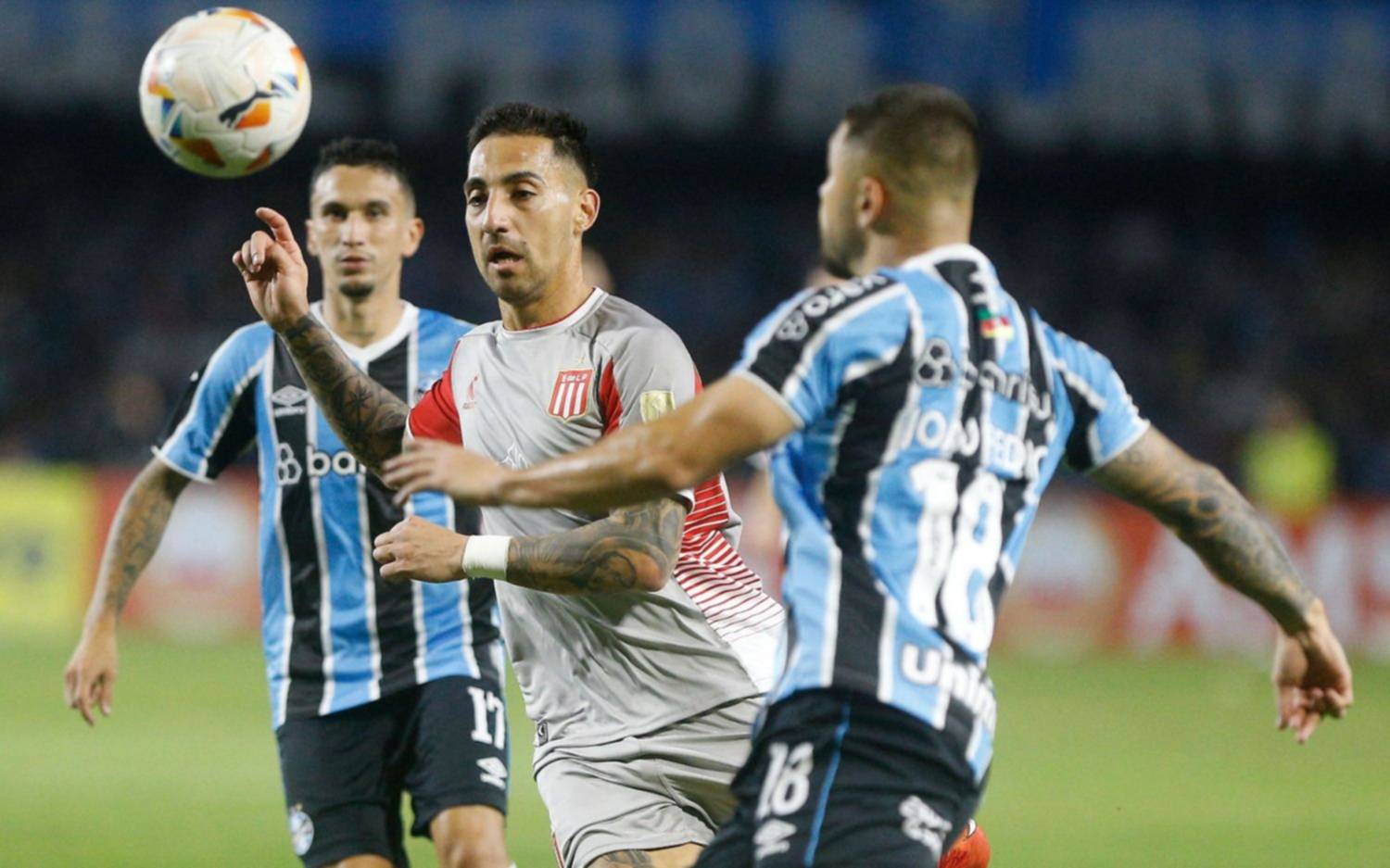 Estudiantes fue serio en todo momento y consiguió irse de la Copa Libertadores impidiéndole a Gremio ser el primero del grupo: 1 a 1 final