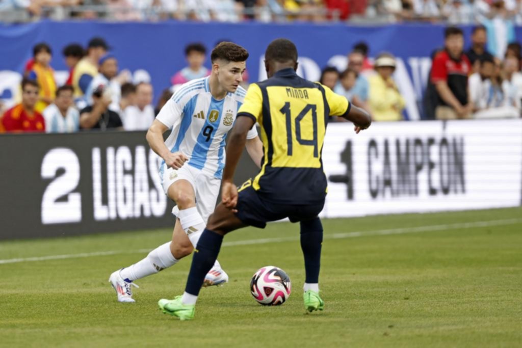 Julián Álvarez sigue alejado del gol