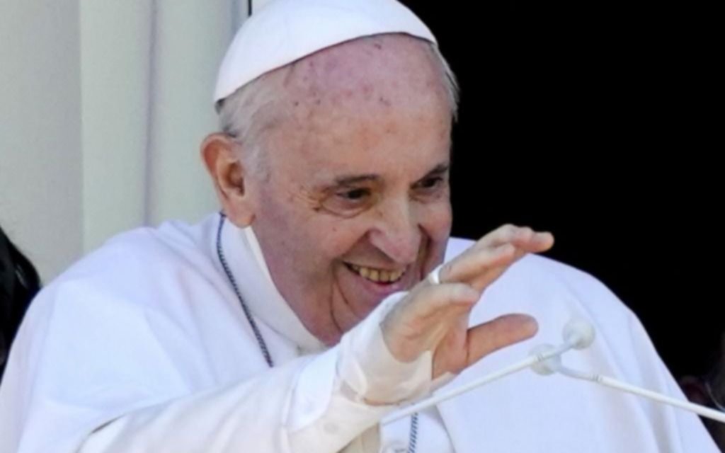 Axel Kicillof viaja a Roma para reunirse con el Papa Francisco en el Vaticano