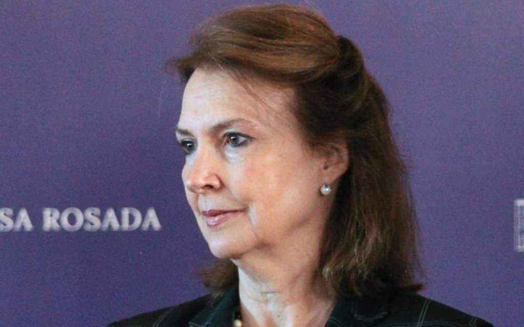 La canciller Mondino no acompaña al Presidente a la reunión del G7