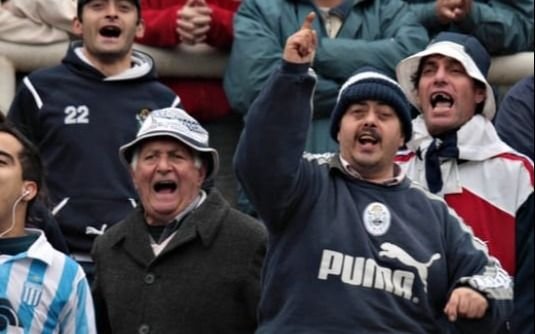 Murió El Tano, un emblema de "los papelitos" en la tribuna del Lobo