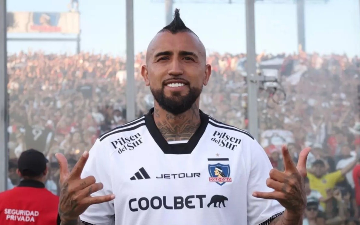 Arturo Vidal opinó sobre Estudiantes y aseguró que el fútbol de Chile es mejor que el argentino: "Se pegan cada patada, hay cada choque..."