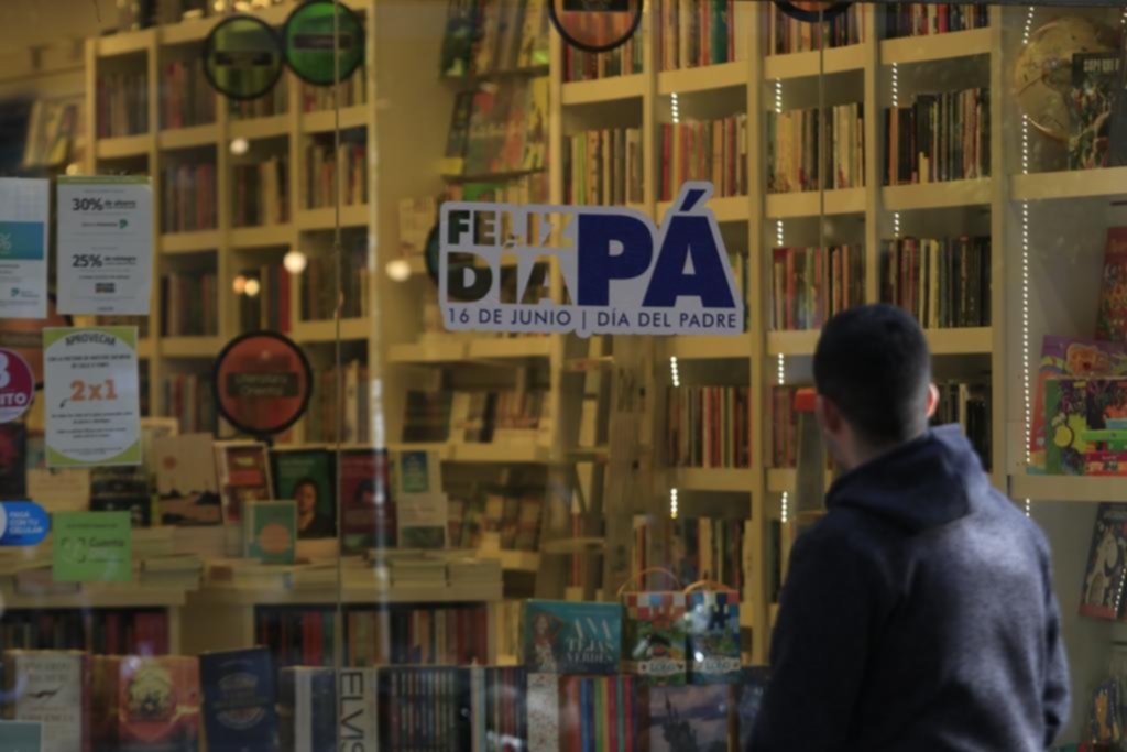 En el nombre del padre: el comercio espera el repunte de ventas