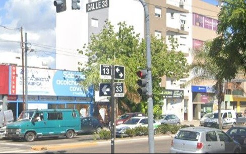 Conmoción en Barrio Norte de La Plata: un hombre se descompensó en plena vía pública y murió