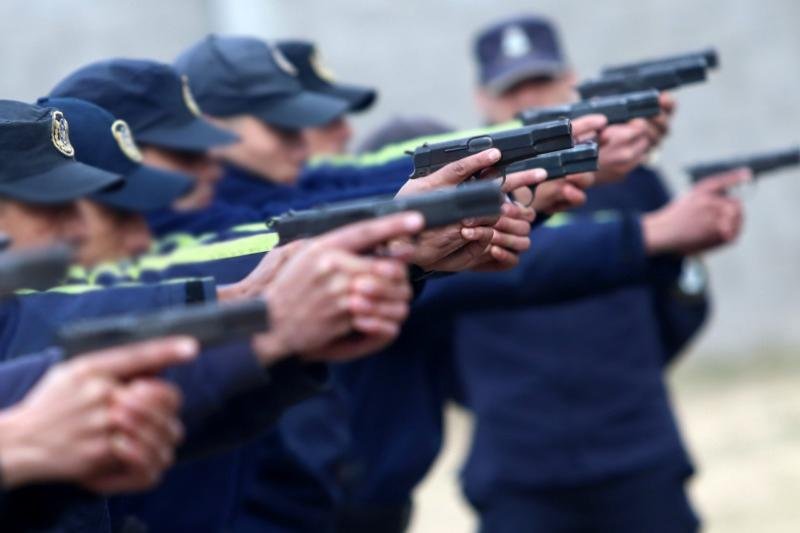 Venta de certificados y el desvío de municiones: estalló otro escándalo en la Policía Bonaerense