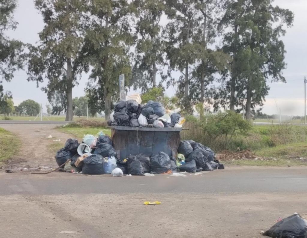 Reclaman por el peligro en una ruta que tiene un tramo urbano sin luz