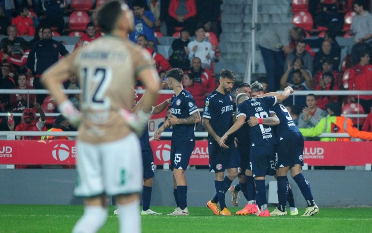 El Rojo cantó su primer triunfo en el campeonato