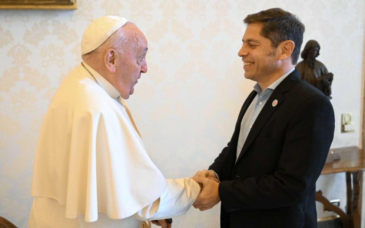 EL DIA EN ROMA.- Kicillof fue recibido por el papa Francisco en el Vaticano