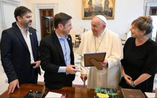 EL DIA en Roma: Kicillof fue recibido por el Papa Francisco: "Conoce la situación de la Provincia y le preocupa"