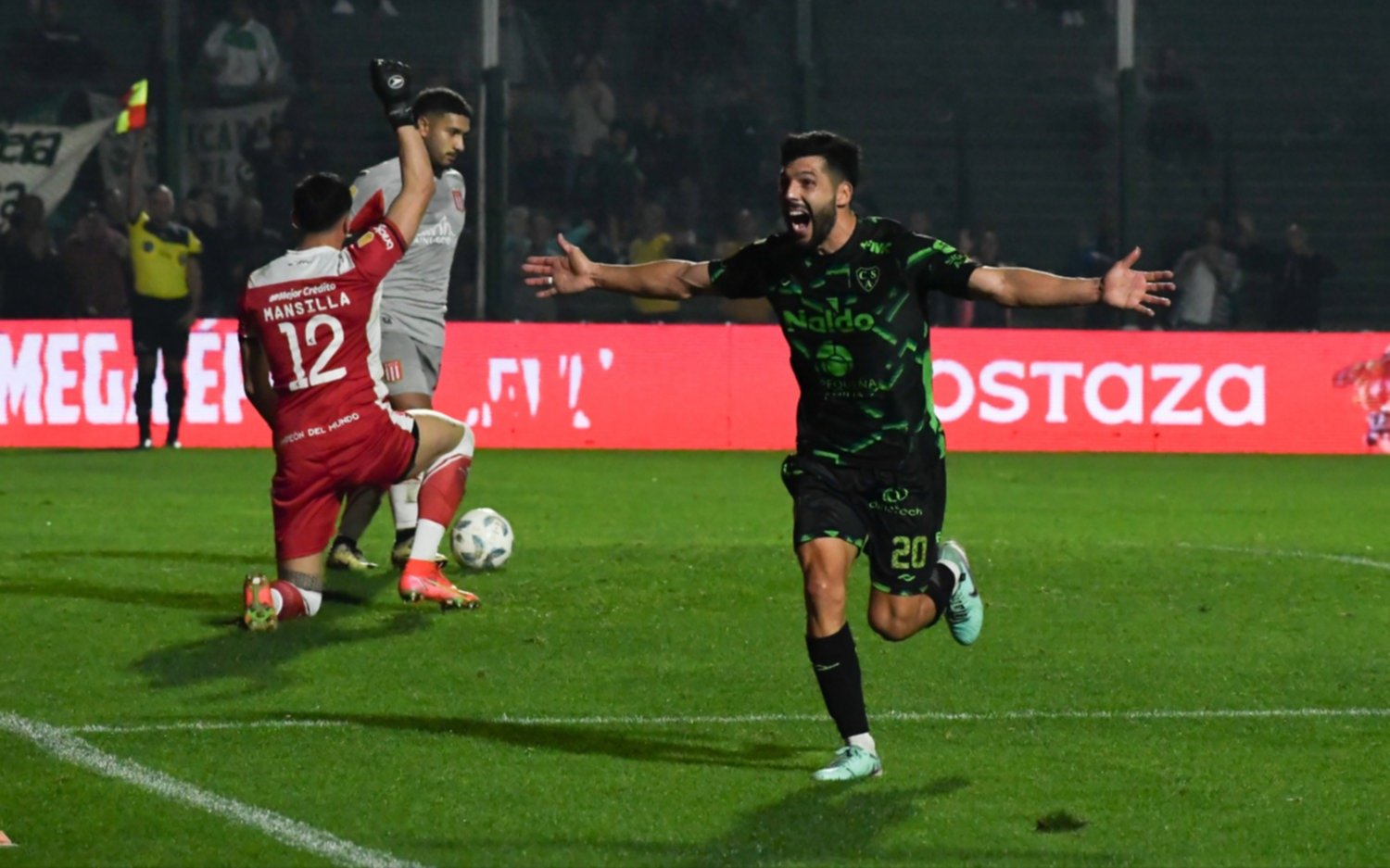 Estudiantes vs Sarmiento.- Flojísima producción y triste despedida del Pincha, que perdió ante el Verde en Junín 2 a 0