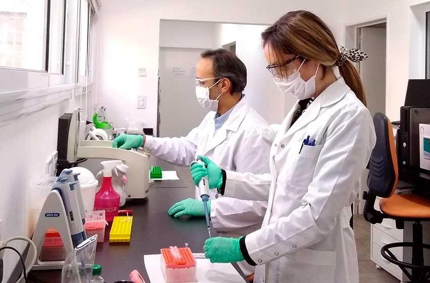 Bioquímicos y su rol clave en el ámbito de la salud