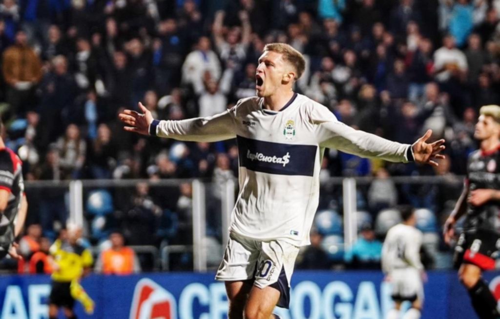 Rodrigo Castillo: “El equipo anda bien y hace todo más fácil”