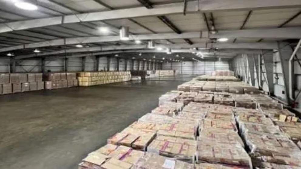 Denuncian que en redes sociales venden leche que entregó Capital Humano