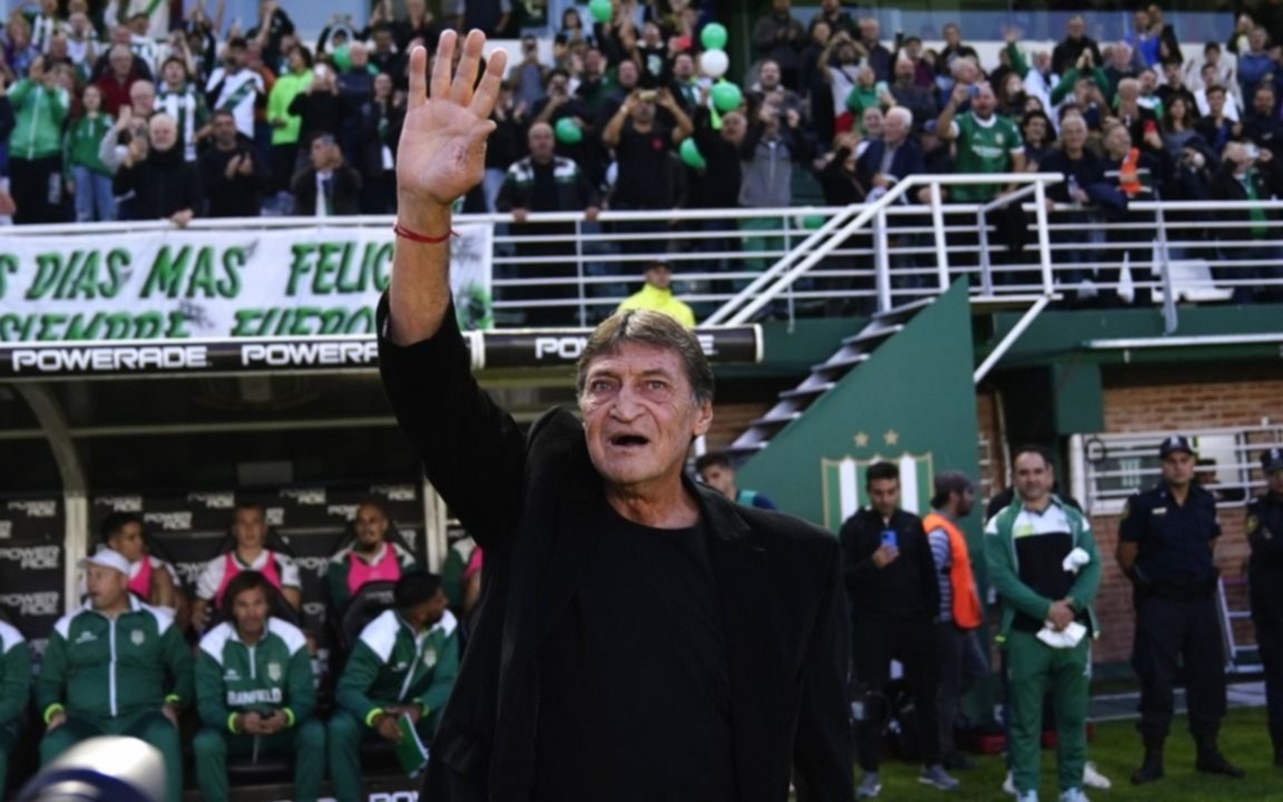 Falcioni dejó de ser el entrenador de Banfield