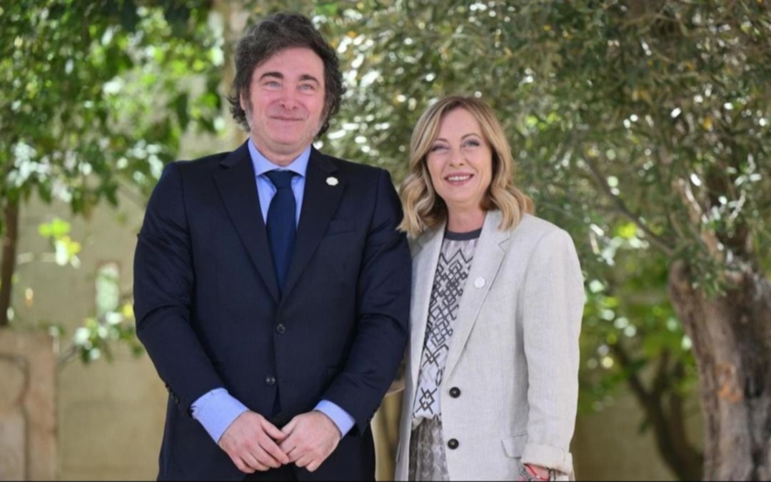 Milei en Europa: entre sonrisas con Meloni y ayuda humanitaria a Ucrania