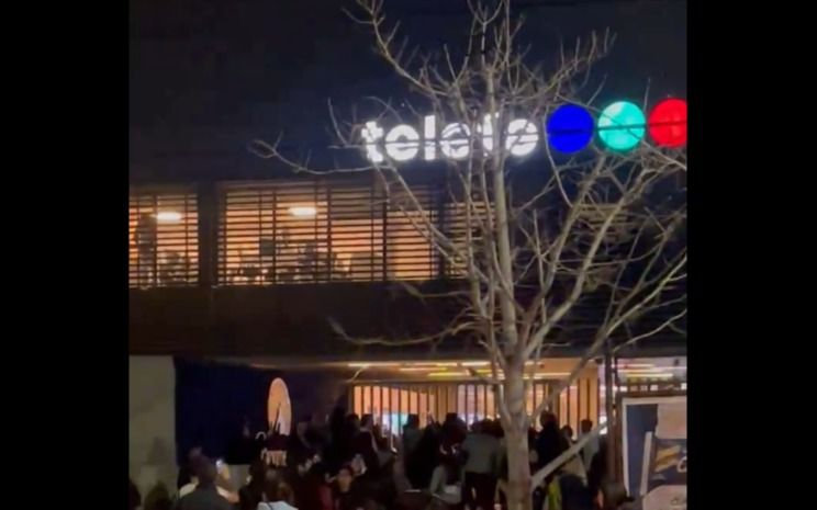 VIDEO. Tensión en la puerta de Telefe: "furiosos" generaron incidentes por la eliminación de Gran Hermano 2023