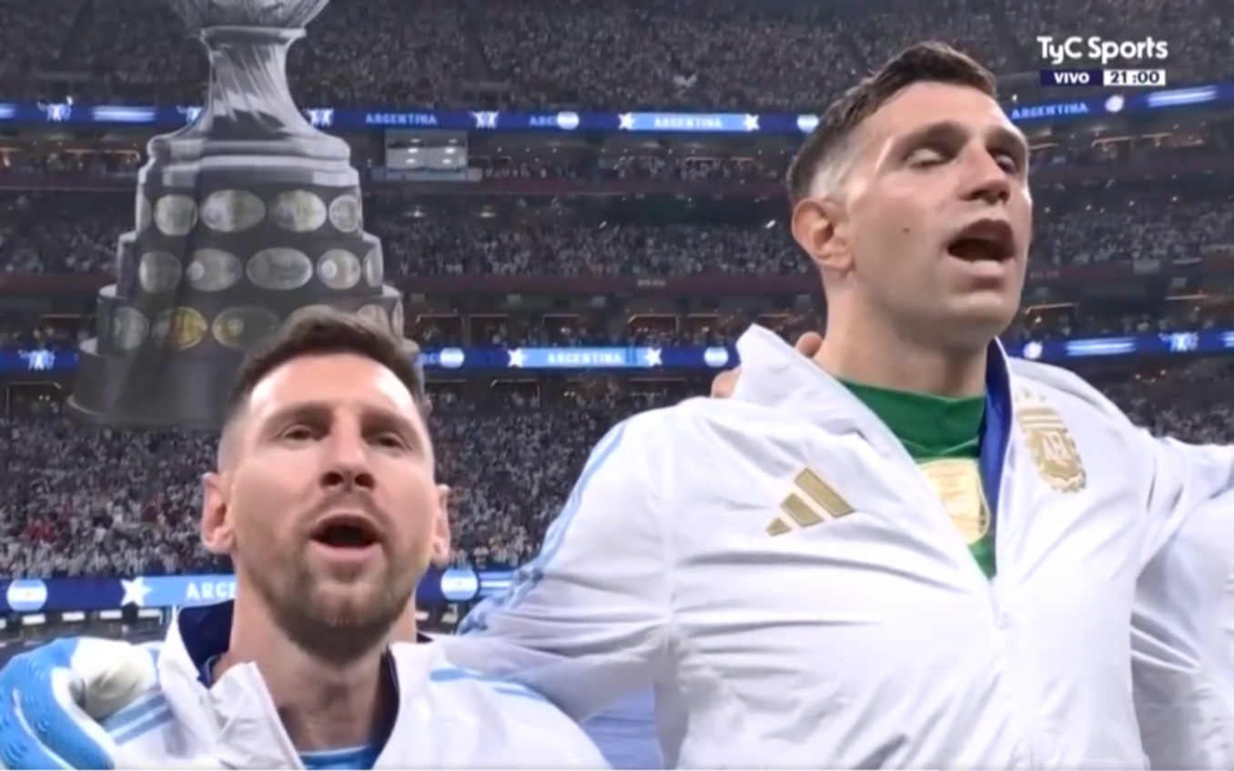 Oíd mortales: jugadores y cuerpo técnico emocionados con el himno en el debut de la Copa América