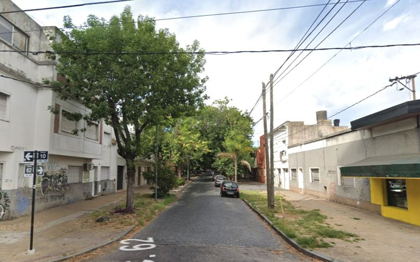 Violento atraco a una pareja de jubilados en su vivienda de 62 entre 10 y 11