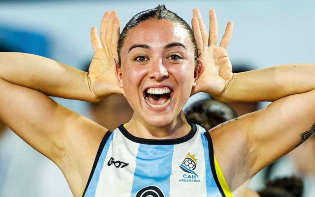 Con la ensenadense Ponce, Argentina está en la final del Mundial de Beach Handball