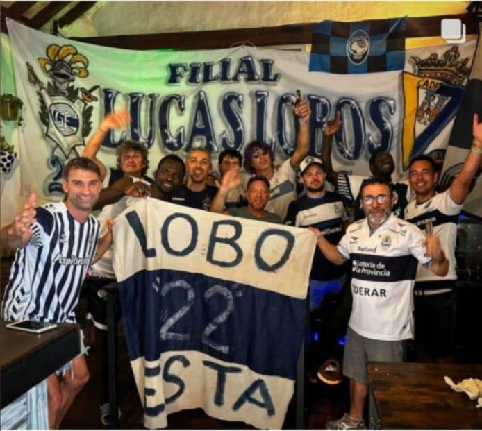 Los Triperos viven al Lobo a la distancia y fundaron la filial “Lucas Lobos” en Cádiz
