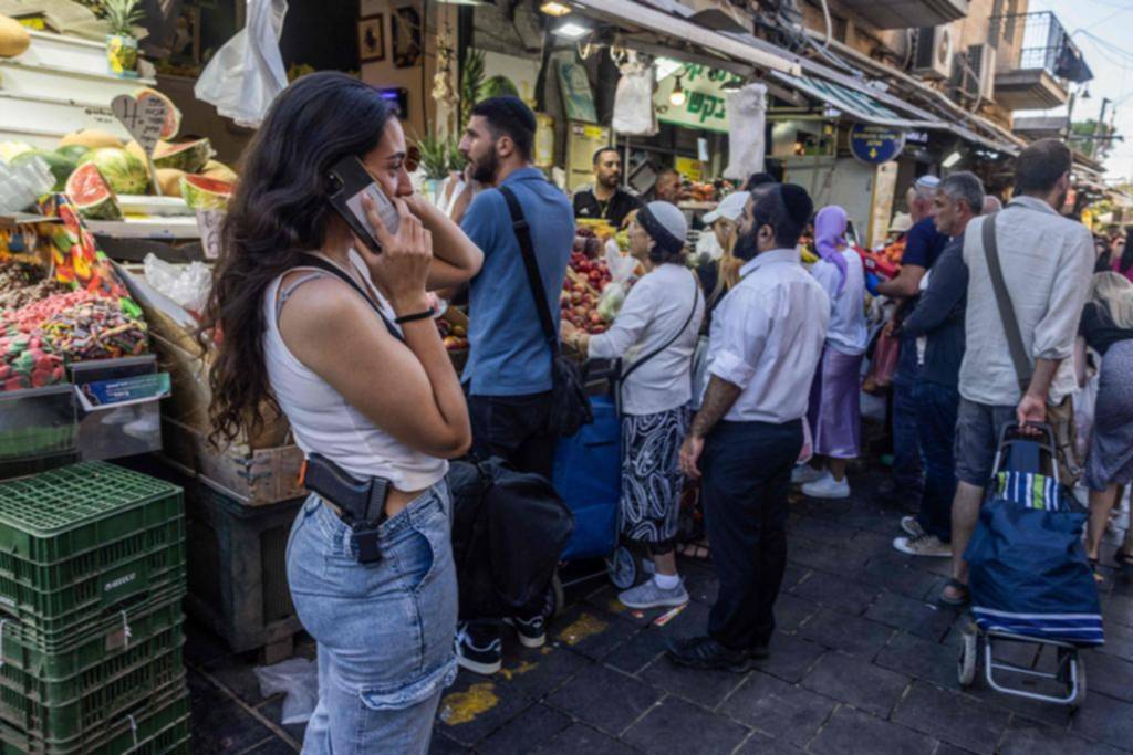 Mujeres y las armas: un vínculo que crece en Israel