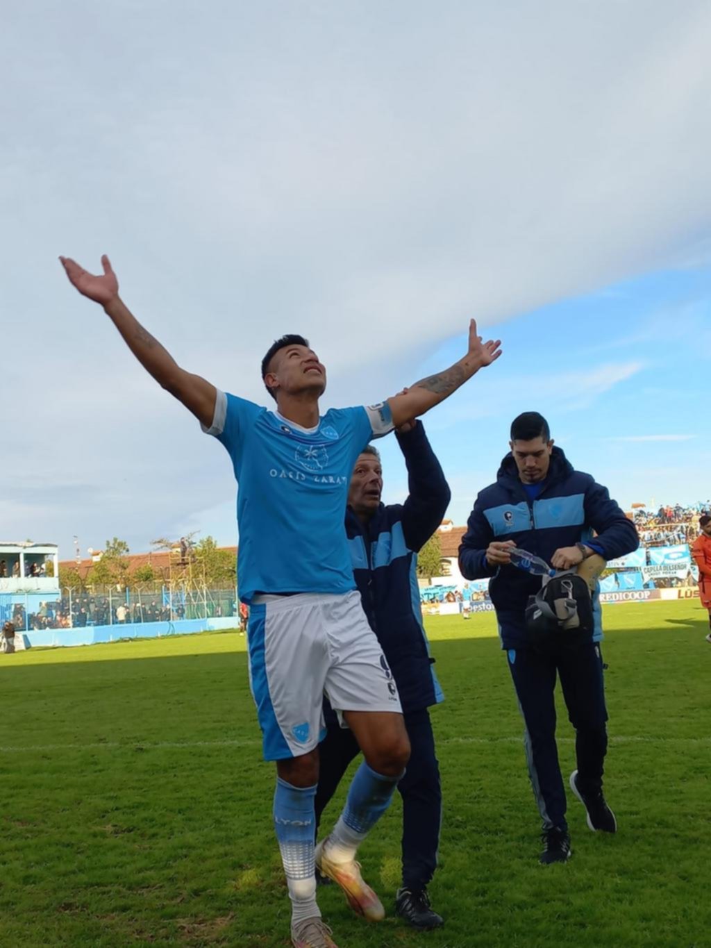CADU le ganó a Colón en Zárate y dio la nota