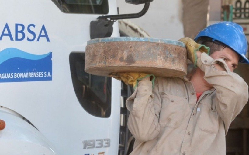 Falta de agua y baja presión en La Plata este lunes: a qué barrios afecta