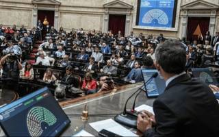 Hernán Reyes: "Si la Ley Bases se aprueba le va a quitar excusas y pretextos al Gobierno para lograr resultados"