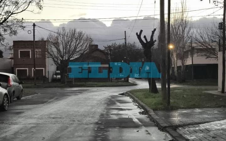 EN FOTOS.- La "densa nube" que causa asombro y de la que se habla en La Plata