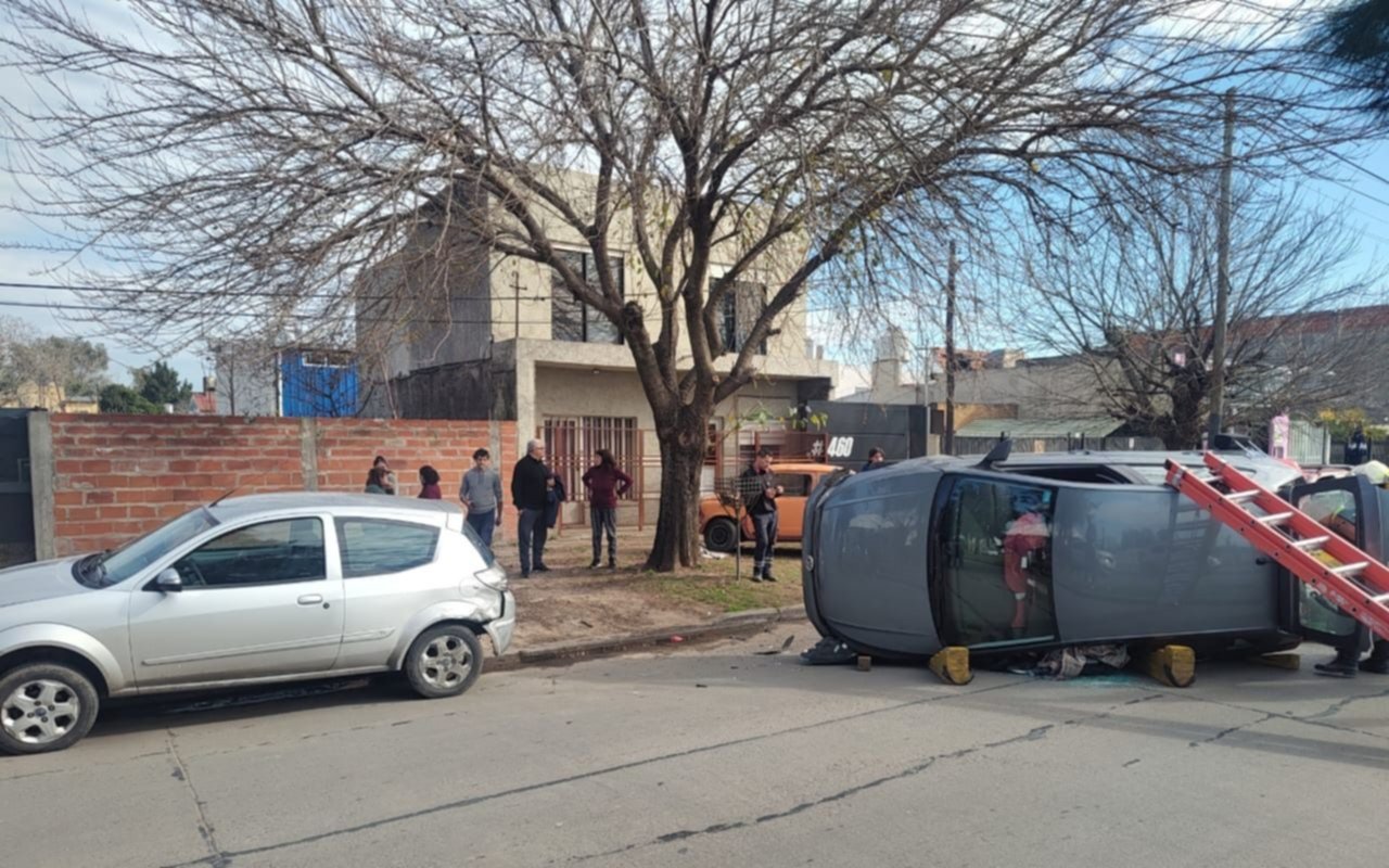 Grave accidente a metros del Estadio Único: una persona quedó atrapada