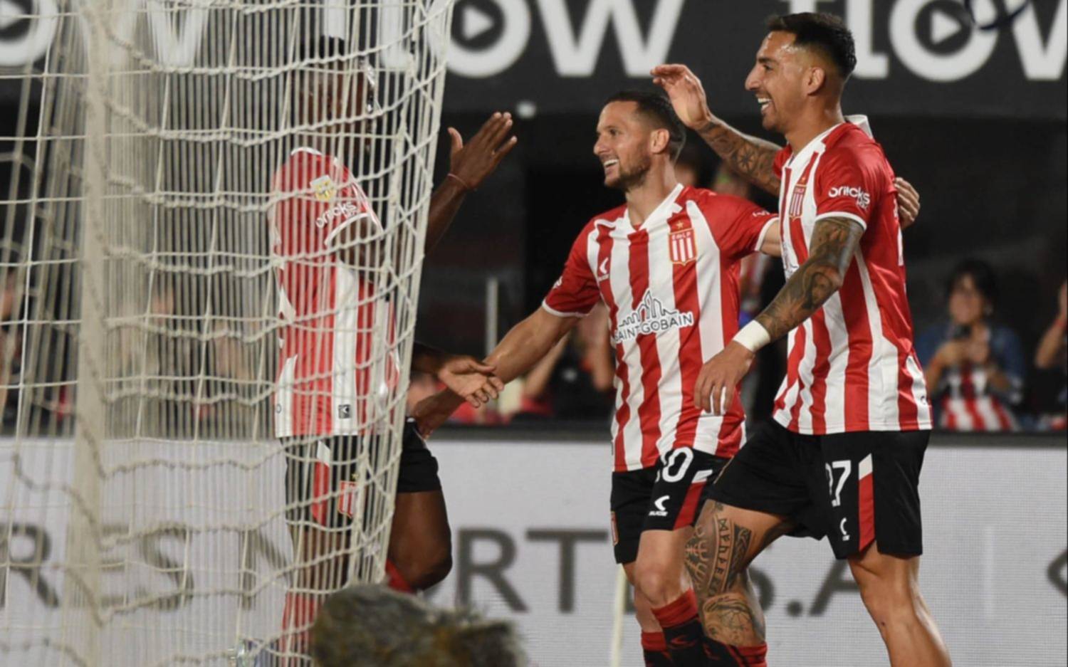 Javier Correa arma las valijas: el delantero deja Estudiantes y seguirá su carrera en el Colo Colo de Chile 