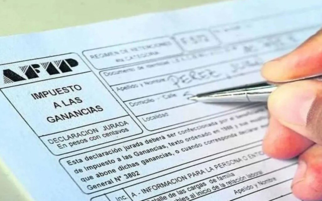 Ganancias: quiénes volverán a pagar el impuesto tras la aprobación de la Ley Bases
