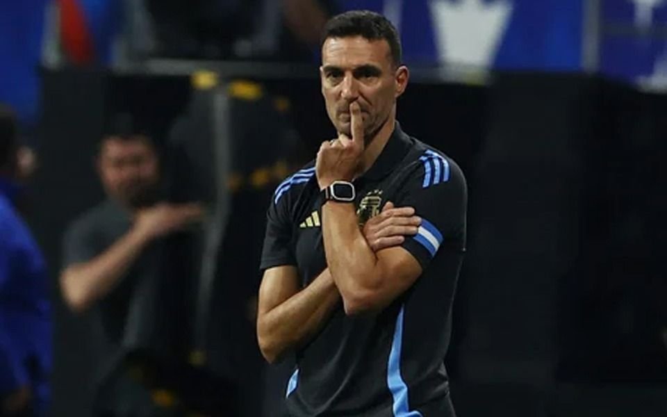 Copa América: Lionel Scaloni recibió una dura sanción de Conmebol y no dirigirá ante Perú