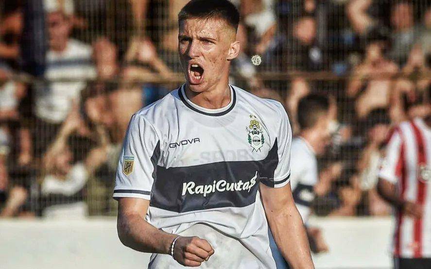 ¿Cómo es la venta de Felipe Sanchez al fútbol alemán?
