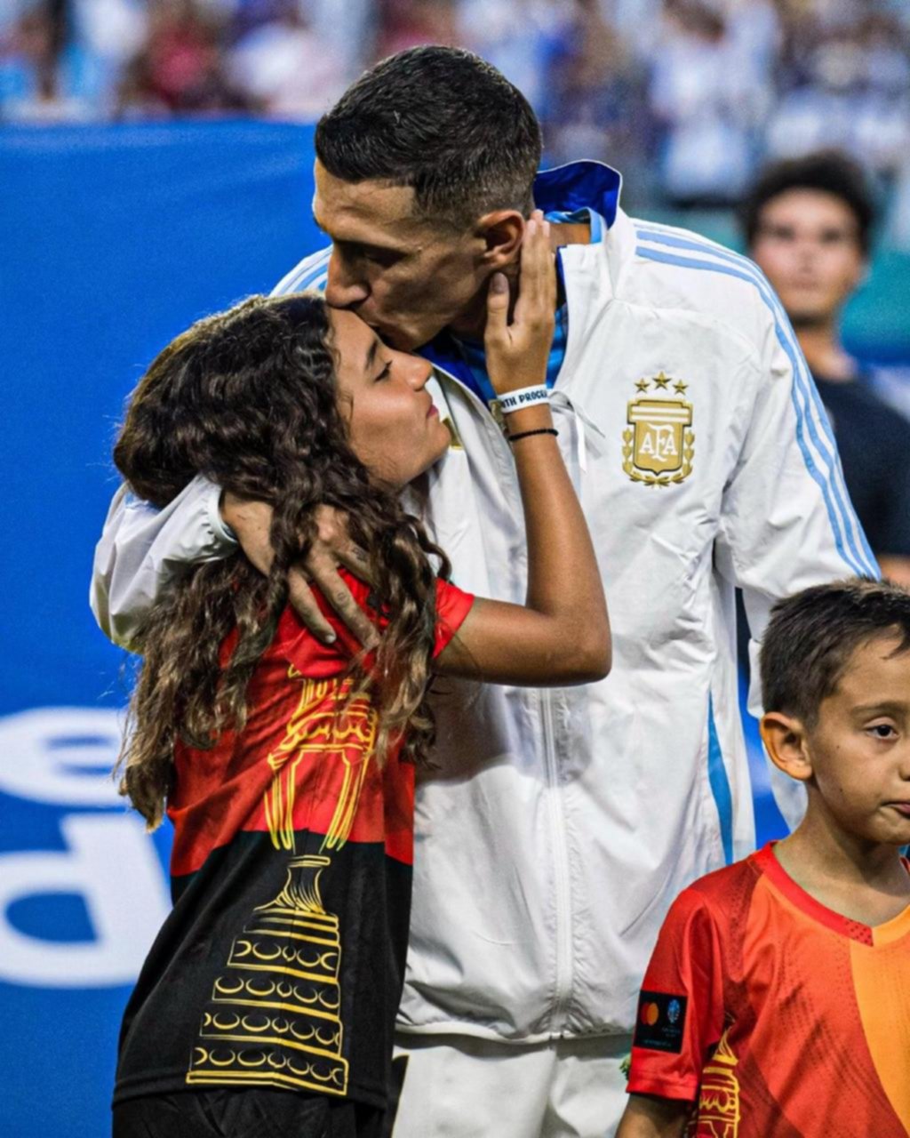 “Para salir campeón hay que ir por todos”