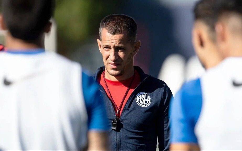 Romagnoli borró a Ferreira