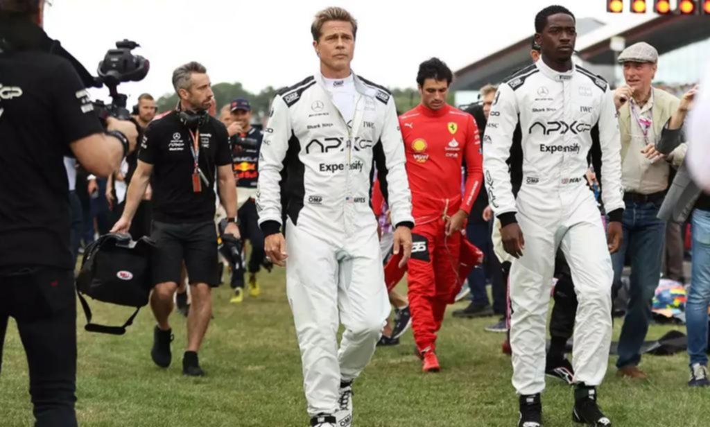 Brad Pitt llega a la gran pantalla como un piloto experto que busca una segunda chance