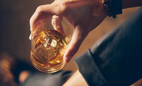 ¡Alerta! El Consumo Moderado de Alcohol Ya No Es Considerado Benéfico para la Salud: Nuevo Estudio Revela la Verdad