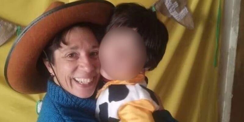 Hallan los cuerpos sin vida de una mujer y su nene de tan solo 6 años