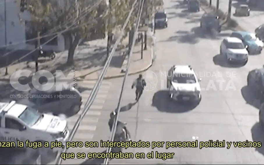 Ingresaron a robar a una casa, la Policía los corrió y los atraparon en Ringuelet