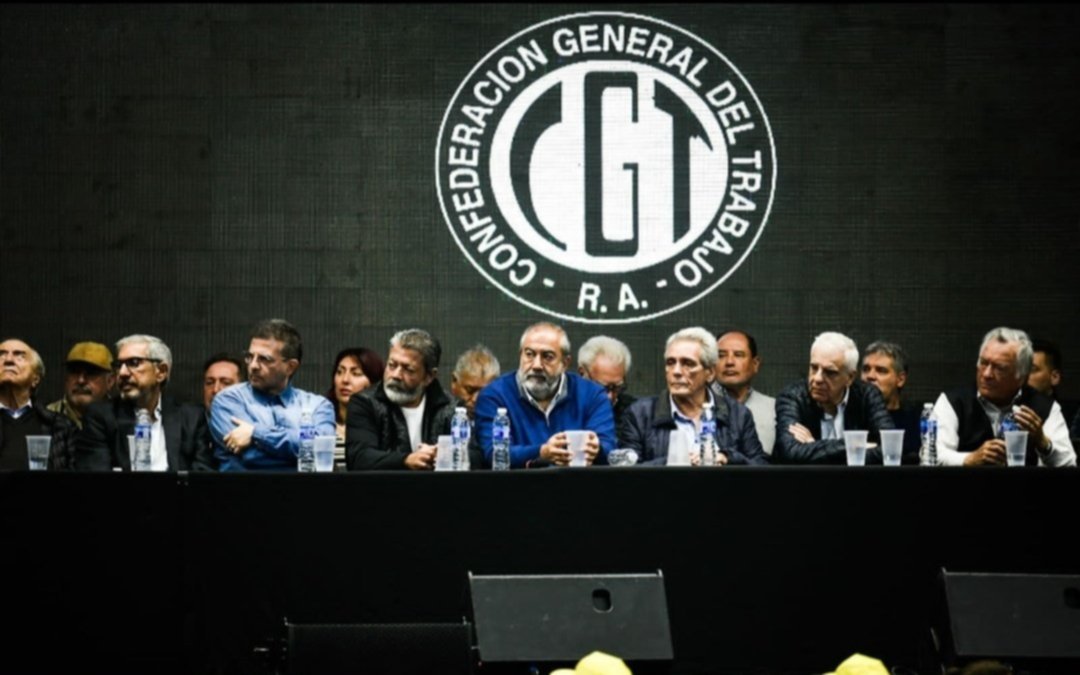 La CGT celebró que la Justicia falló a su favor y suspendió el decreto que limita las huelgas