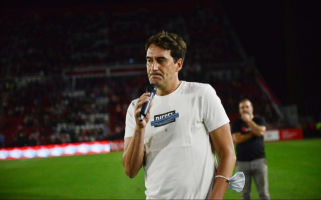 Agustín Alayes regresa al fútbol de Estudiantes en un clima de tensión: cuál será su rol