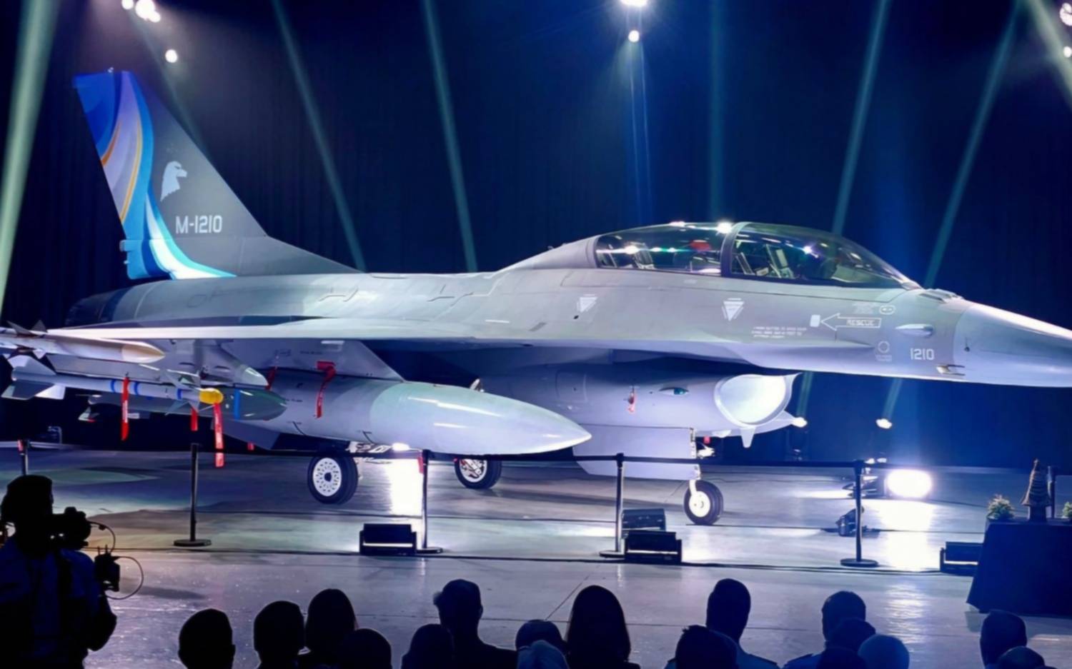 La Fuerza Aérea Argentina alista personal e infraestructura por llegada de F-16