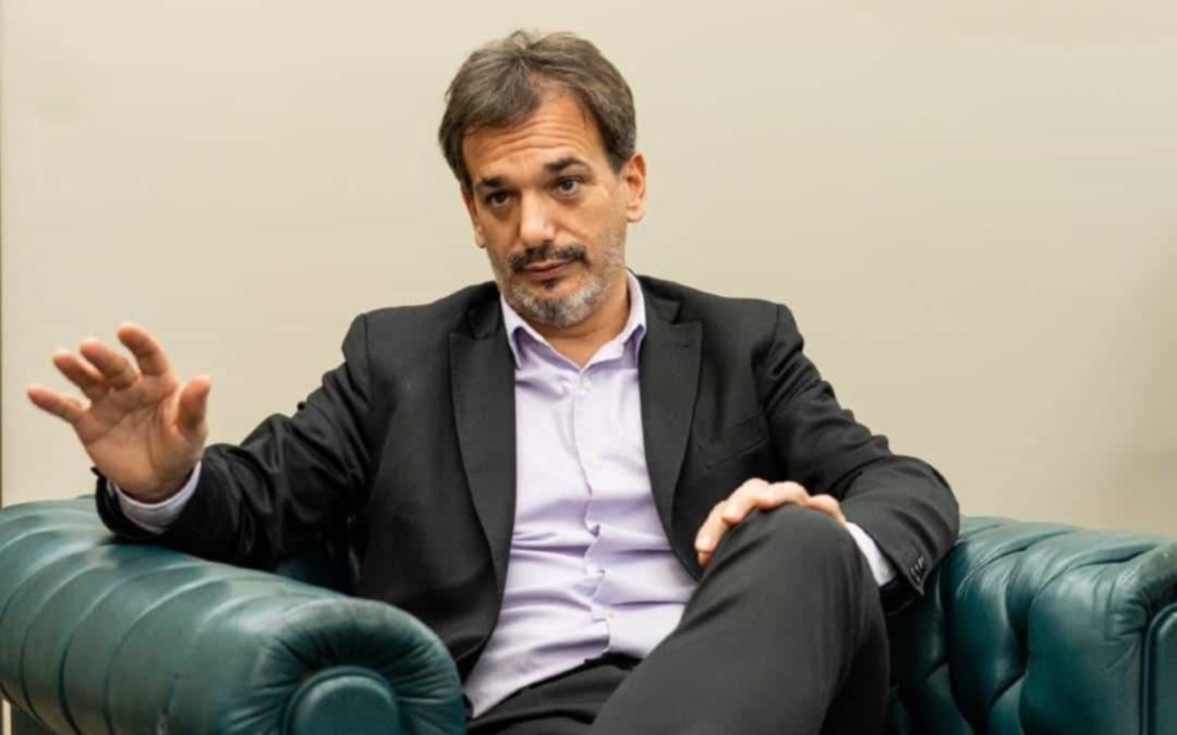 "La alternancia es constitutiva de la democracia"